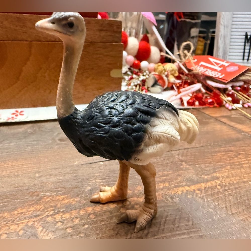 Schleich OSTRICH Adult Figure Animal Bird 2014 Retired 14744